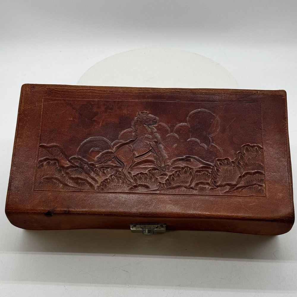 Vtg Burtons Ltd CA Hand Carved Dudley Hollywood Horse Trinket Jewelry Box Tooled